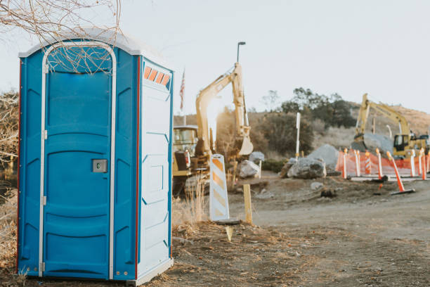 Portable Toilet Options We Offer in Grenelefe, FL